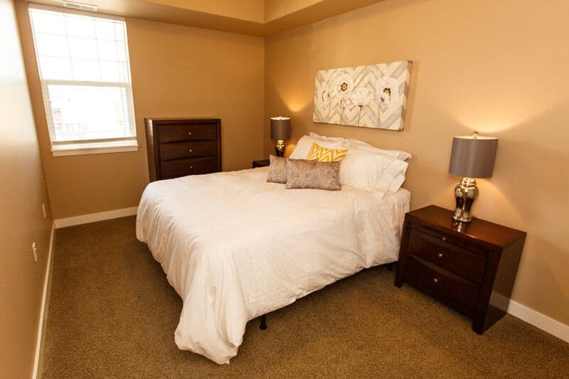 Regina furnished housing - Strathmore Suite 203 - Bedroom